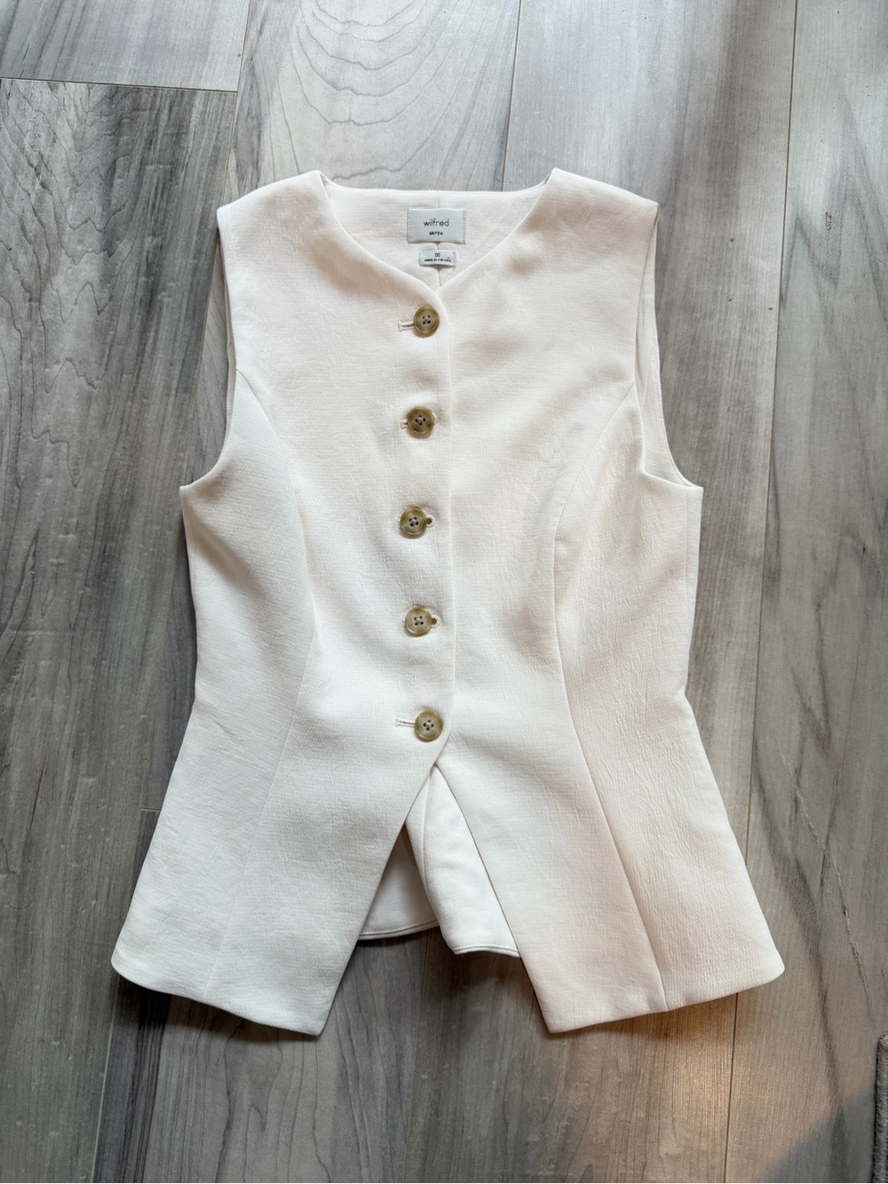 Aritzia regal vest